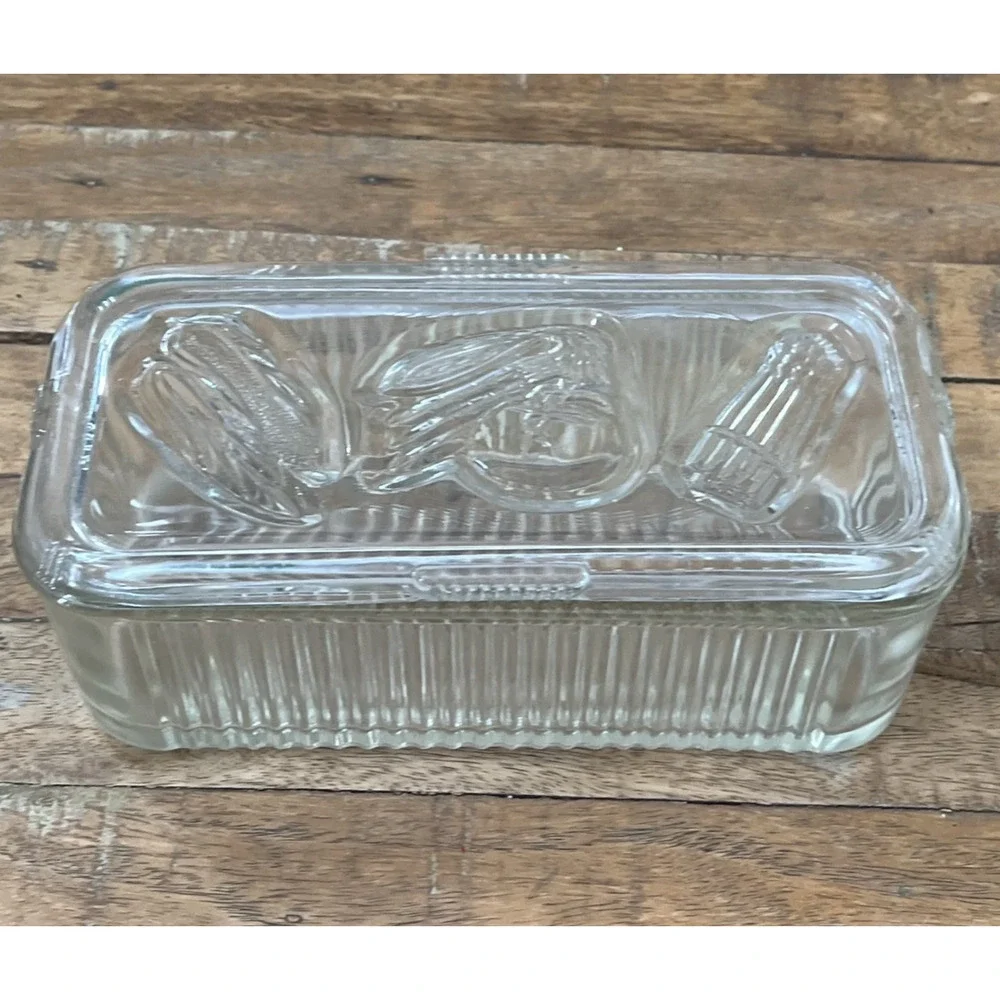 1940s Federal Glass Clear Ribbed Vegetable Harvest Refrigerator Dish